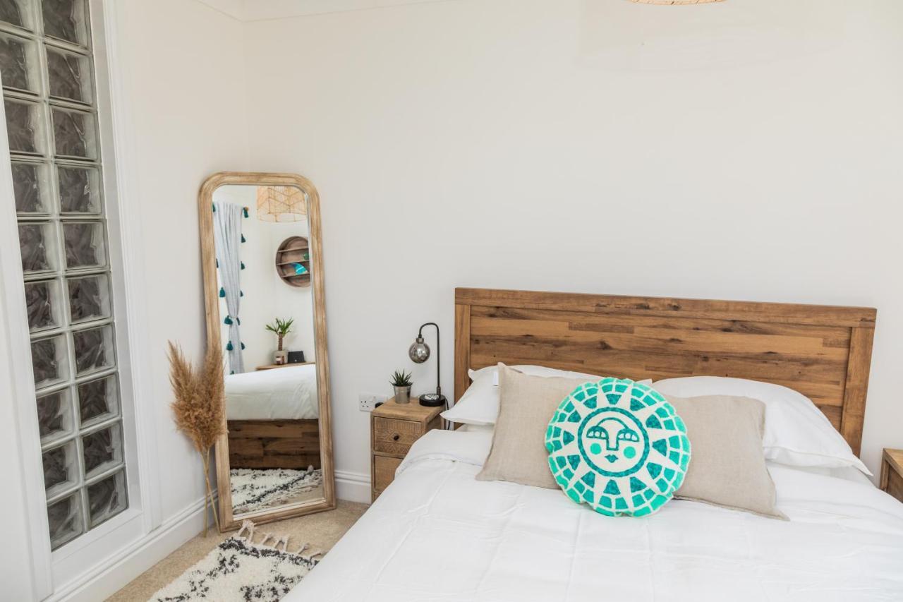 Pentire Point - Fully Equipped Eco Escape Appartement Crantock Buitenkant foto